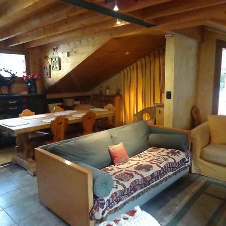 Les Nereides Studios Et Appartements Brides Les Bains Eksteriør bilde