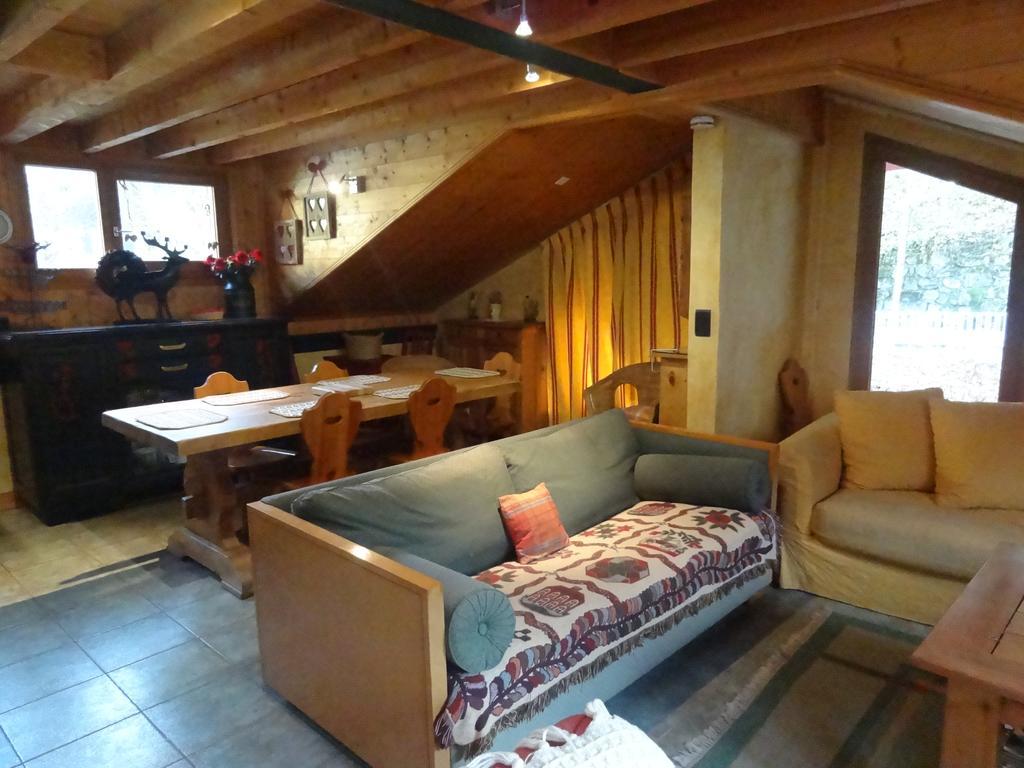 Les Nereides Studios Et Appartements Brides Les Bains Eksteriør bilde